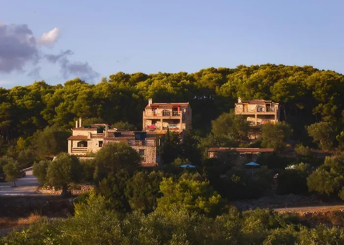 Revera Traditional Stone Villas, Apartments & Studios
