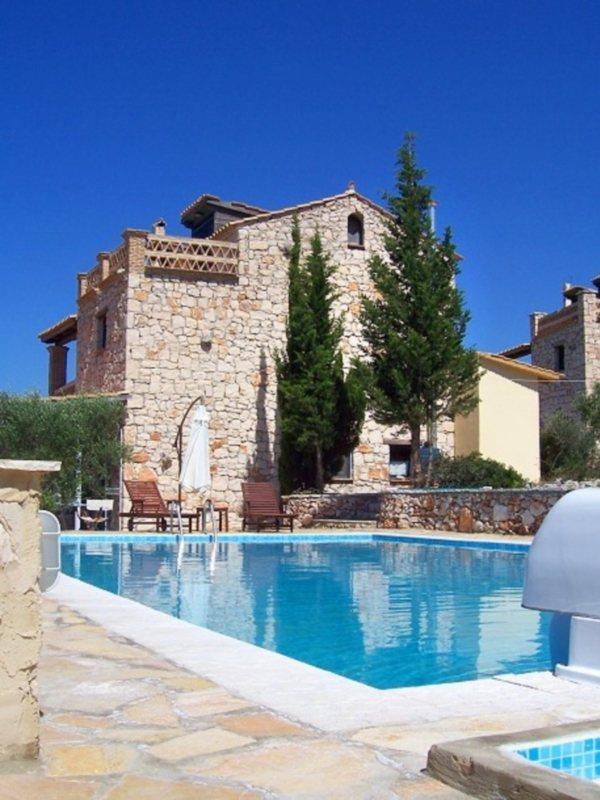 Revera Traditional Stone Villas, & Willa Keri