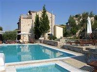Revera Traditional Stone Villas, & Willa Keri